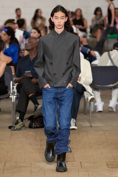 Look 21